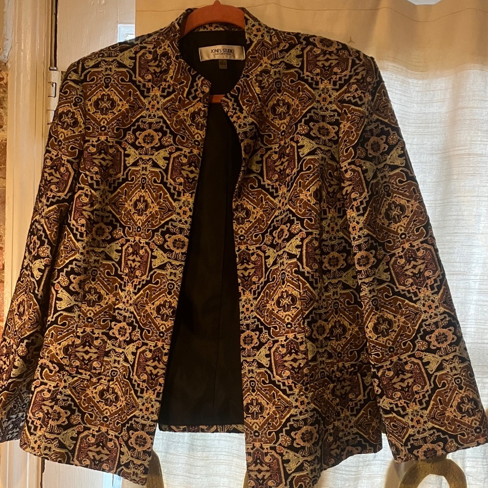 Jones Studio Elegant Patterned Blazer